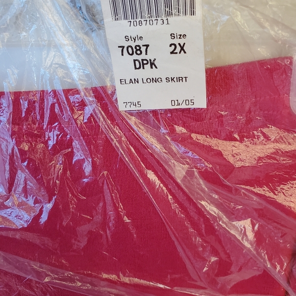 3-piece Duster, Skirt & Halter top, 2X wrinkle resistant, perfect travel wear - Picture 8 of 16